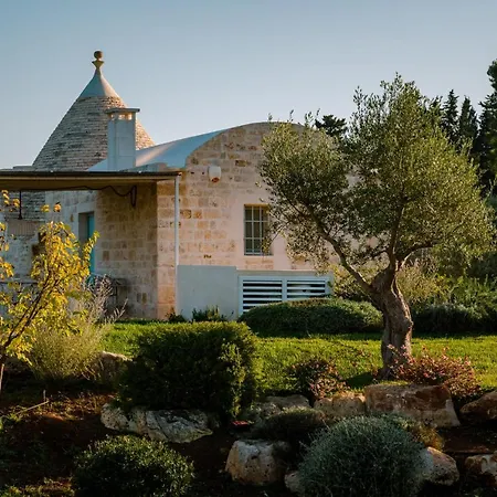 Il Borgo Del Tempo Ritrovato Ostuni
